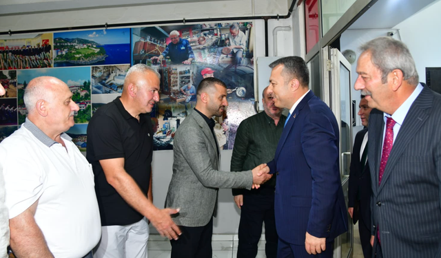 Trabzon Valisi’nden Akçaabat Esnaf ve Sanatkârlar Odası’na ziyaret