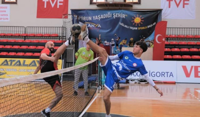 Alanya’da geleneksel futnet ayak tenisi turnuvası başlıyor