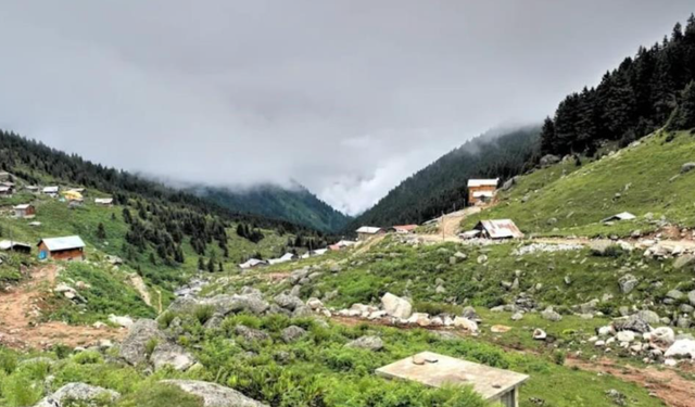 Rus turistler yaylada kayboldu! Gece boyu arandılar