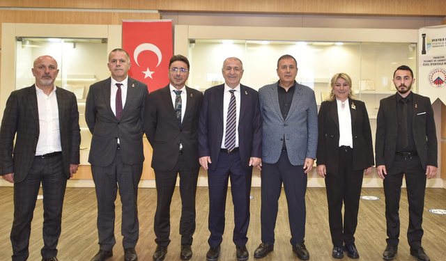 Zafer Partisi Genel Başkanı Özdağ'dan TTSO'ya ziyaret