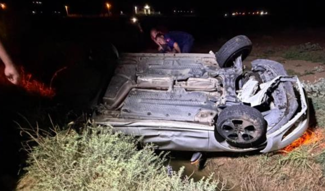 Mardin'de otomobil takla attı! 3 yaralı