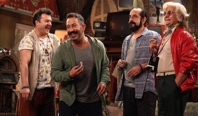 Cem Yılmaz’dan duygulandıran Özkan Uğur paylaşımı