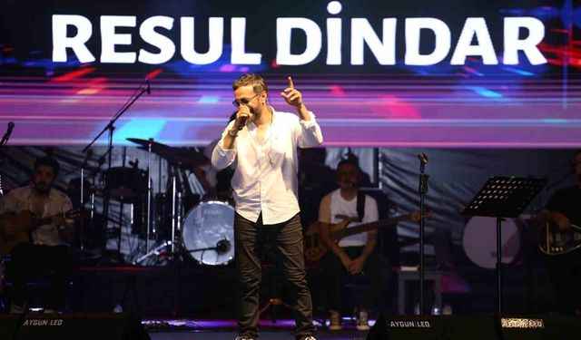 Resul Dindar ve Demet Akalın polemiğine ünlü şarkıcıdan açıklama geldi!