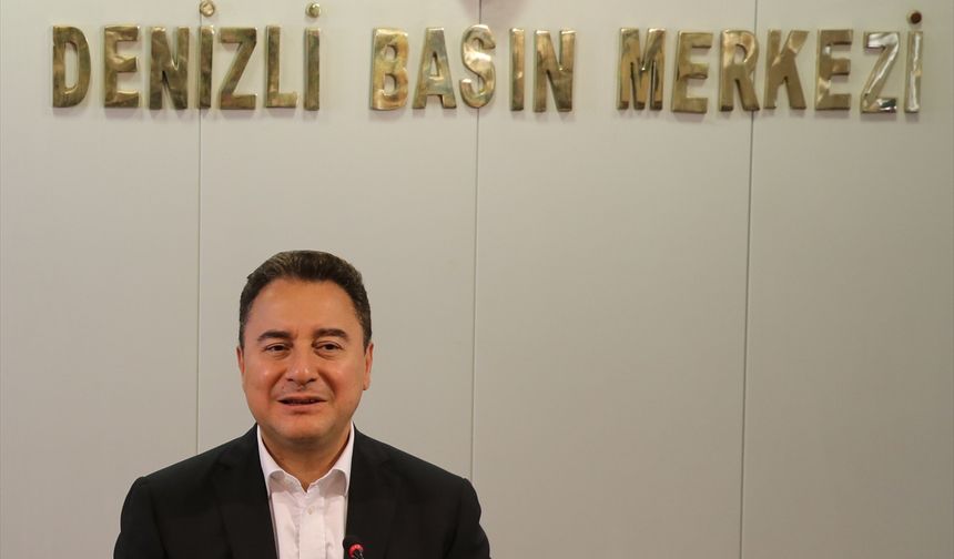 DENİZLİ - DEVA Partisi Genel Başkanı Babacan, Denizli'de gazetecilerle buluştu