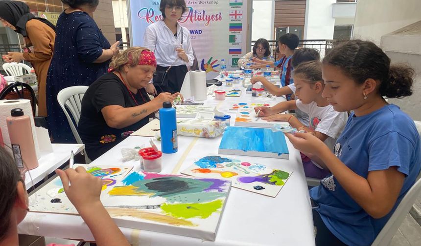 Akçaabat’ta çocuk ressamlar iş başında!