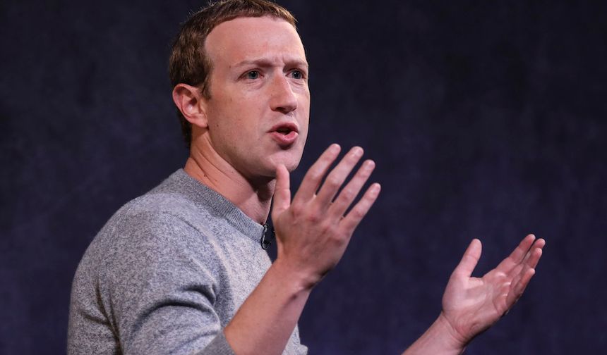 Mark Zuckerberg'in serveti metaverse yüzünden eriyor