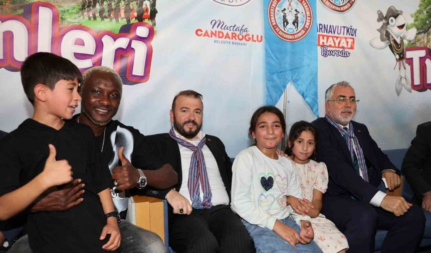 Arnavutköy’de Karadeniz rüzgarı esti: Trabzon Tanıtım Günleri’nde renkli görüntüler oluştu