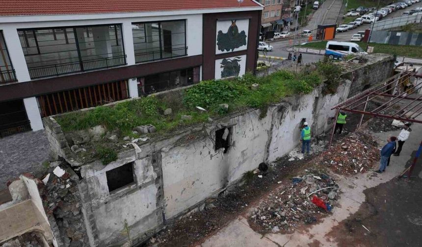 Trabzon’da tarihi surlarda restorasyon çalışmaları başladı