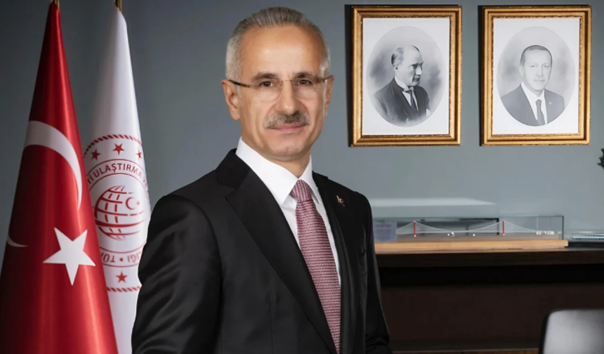 Abdulkadir Uraloğlu: 2024'te 4 bin 579 gemi denetlendi