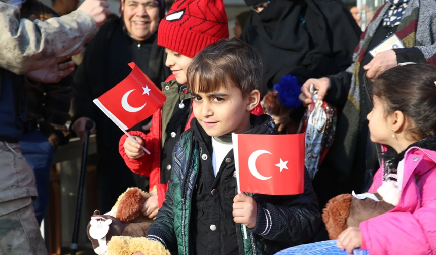 Ülkesine dönen Suriyeli: Türkiye'ye çok saygı duyuyoruz