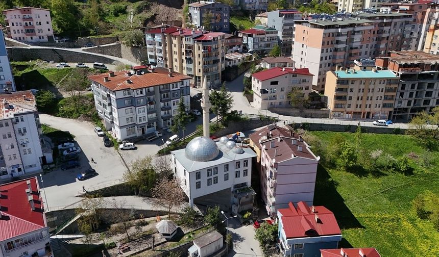 Artvin’de ’Ayaklı cami’ mimarisiyle dikkat çekiyor
