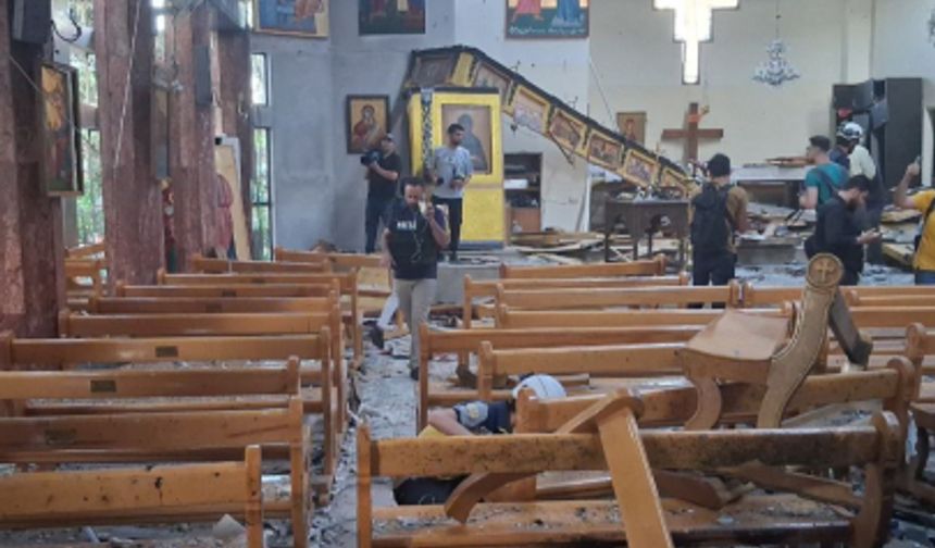 Kiliseye düzenlenen saldırıda 20 kişi hayatını kaybetti