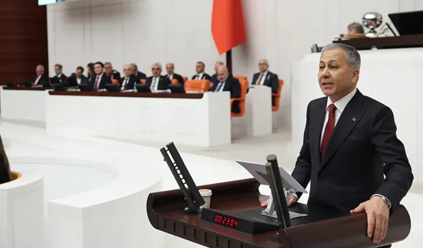 Bakan Yerlikaya açıkladı! Polislerin çalışma saatleri düzenleniyor