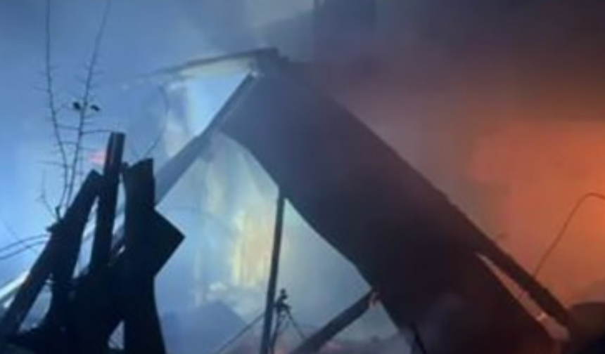 Alevlere kar engeli: Şavşat'ta gece yarısı alarm!