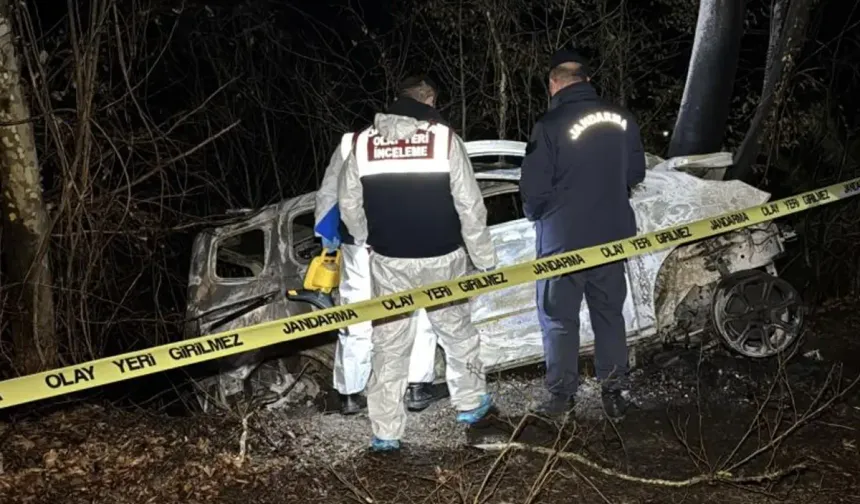 Genç sürücü araçta yanarak hayatını kaybetti