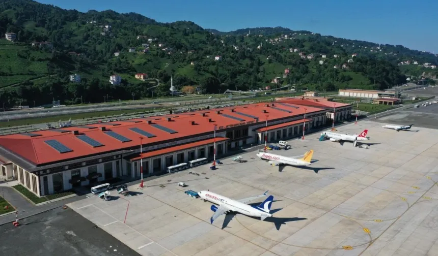 Bakan Uraloğlu açıkladı! 12 aylık dönemde toplam 2 milyon 507 bin 399 uçak..