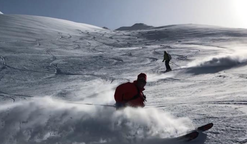 Rize Kaçkarlar'da heliski heyecanı 21. kez başladı