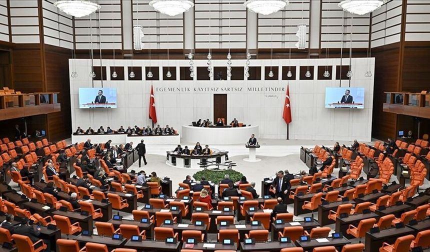 TBMM’de emekliler için  nöbet sürüyor!