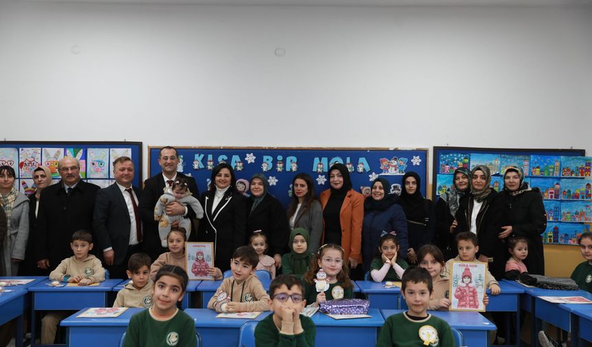 Başkan Ekim öğrencilerin karne heyecanına ortak oldu