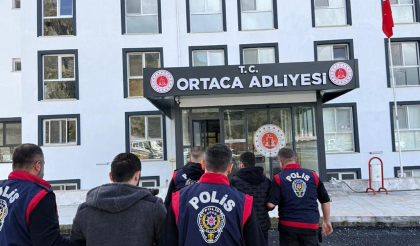 Trabzon’da aranıyorlardı! Muğla’da yakalandılar