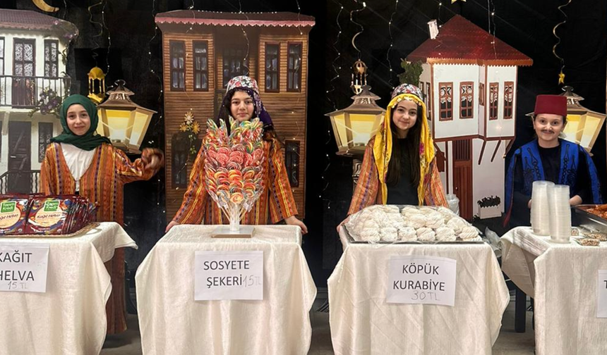 Trabzon'da zaman yolculuğu: Şehit Samet Uslu Kız İmam Hatip’te "Ramazan Sokağı"