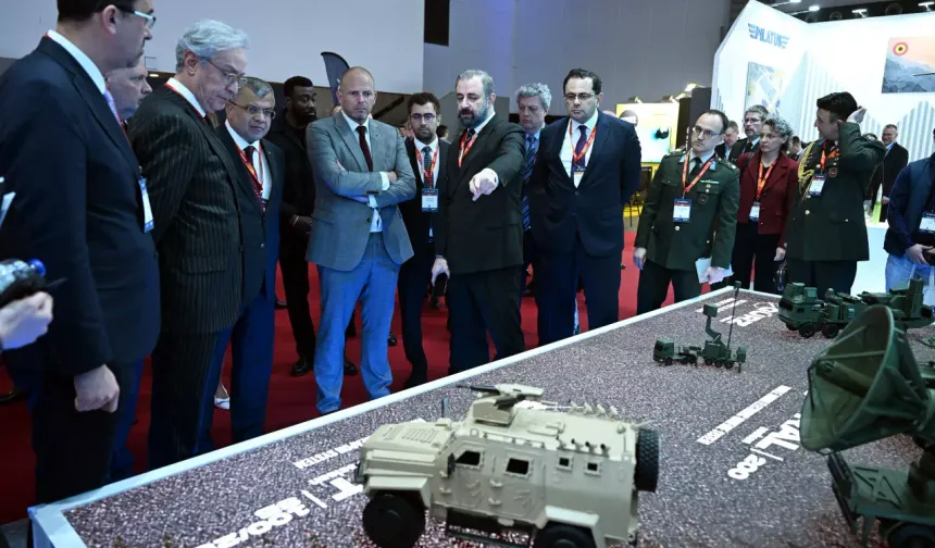 Ülkenin  Savunma Bakanı'ndan  itiraf!