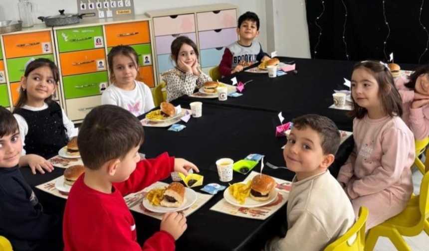 Aydıntepe’de anaokulu öğrencilerine tekne orucuyla Ramazan anlatıldı