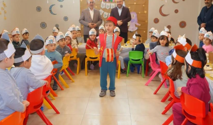Bayburt’ta minikler çocuk iftarında ramazan sevincini yaşadı