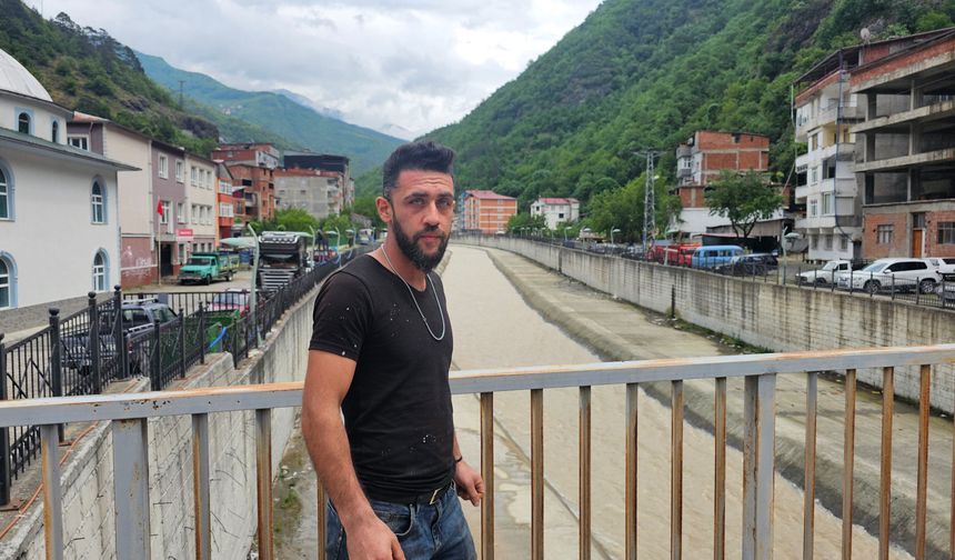 Dereye düşen çocuğu kurtaran vatandaşlar yaşanan can pazarını anlattılar: "Hiç tereddüt etmedik"