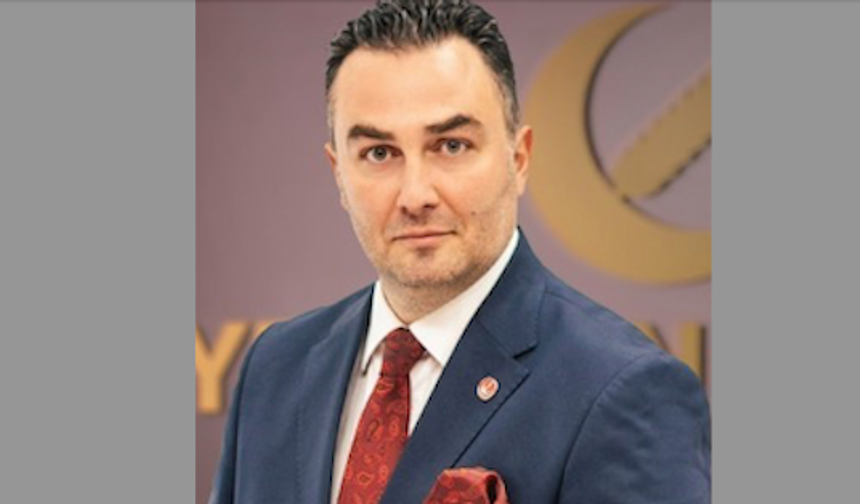 Yeniden Refah Partisi Genel Başkan Yardımcısı Gezgin'in içinde bulunduğu makam aracı kaza yaptı: 3 yaralı