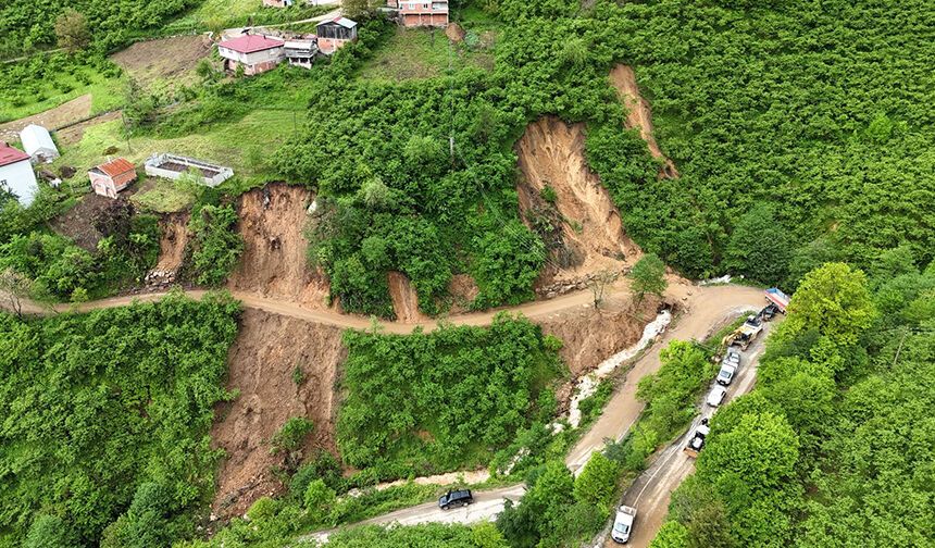 Giresun’da heyelan riski altındaki 33 ev tahliye edildi